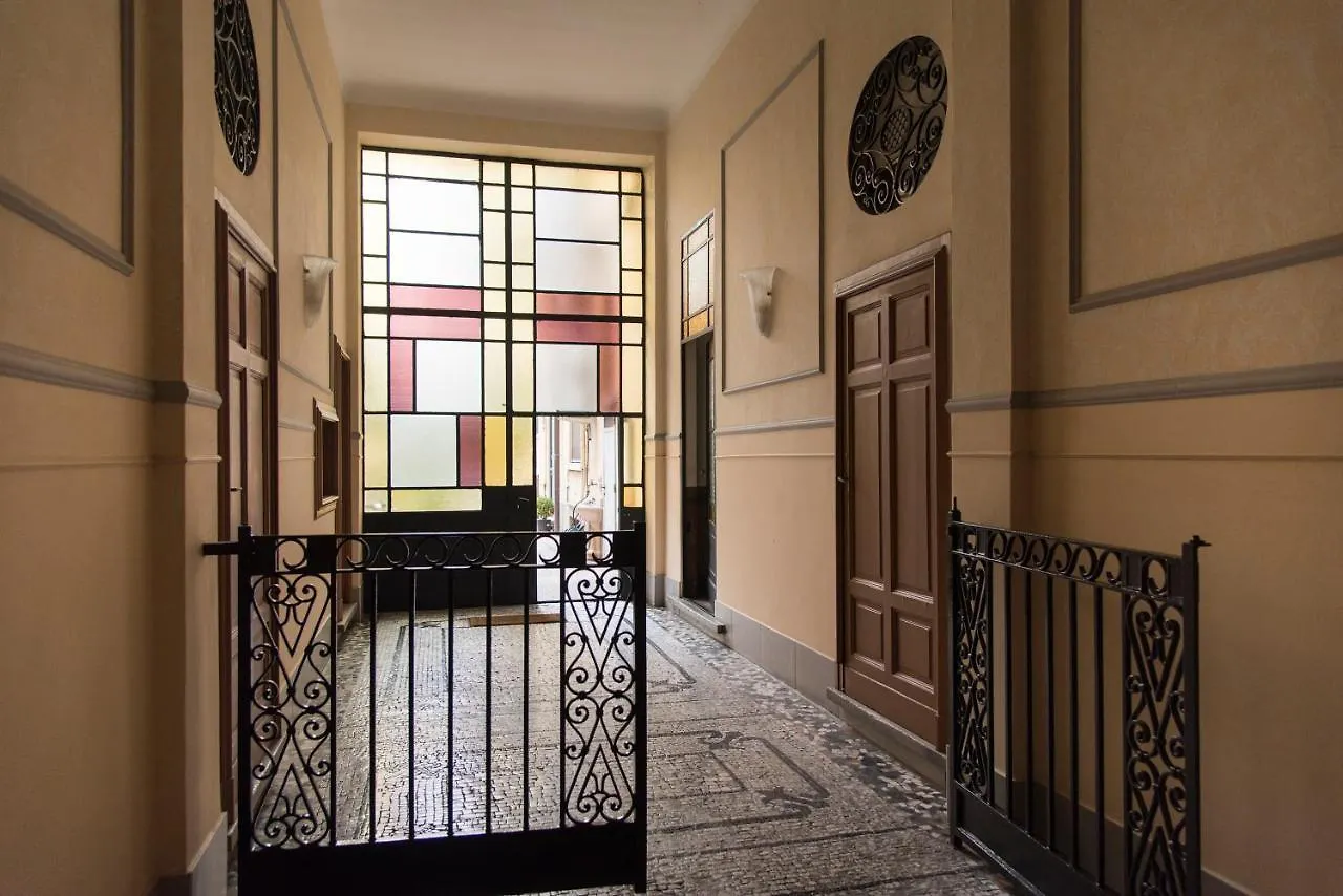 Youhosty - Previati 21 Milano